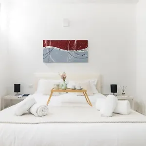Amazing, New & Fully Furnished In Duomo Milan
